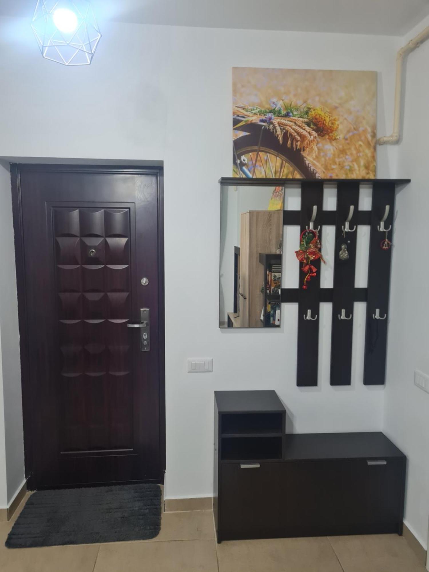 Luxury 1 Bedroom Apartment Rosu Bagian luar foto